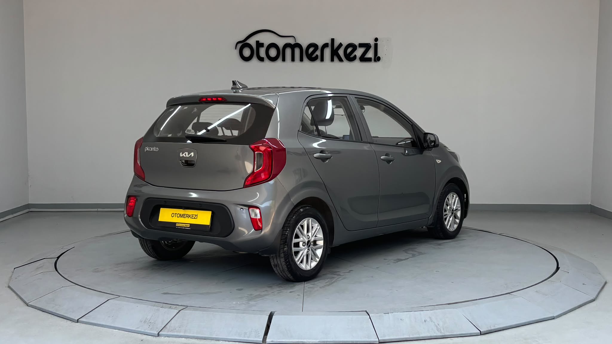 KIA PICANTO 8